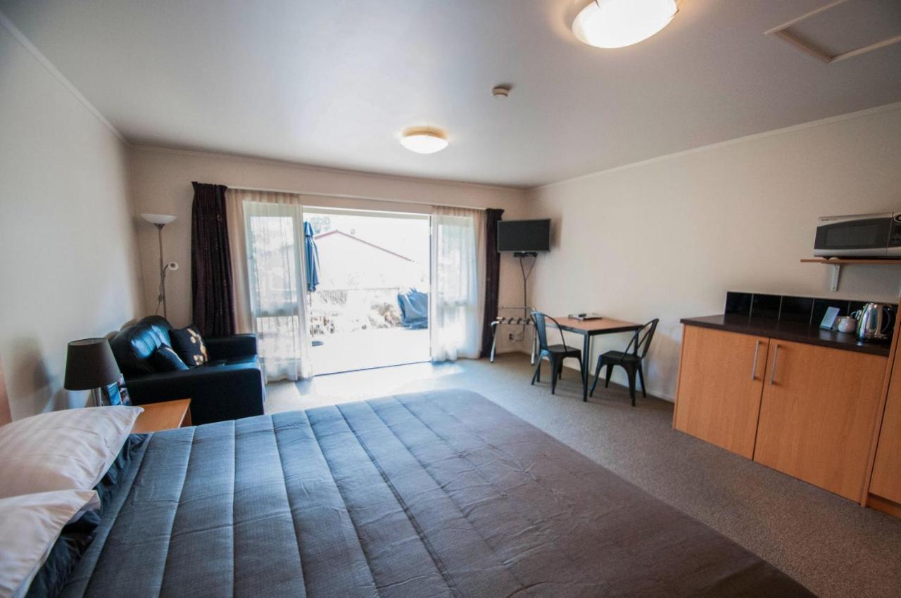 Jafa'S Motels Lawrence ภายนอก รูปภาพ