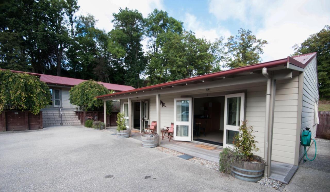 Jafa'S Motels Lawrence ภายนอก รูปภาพ